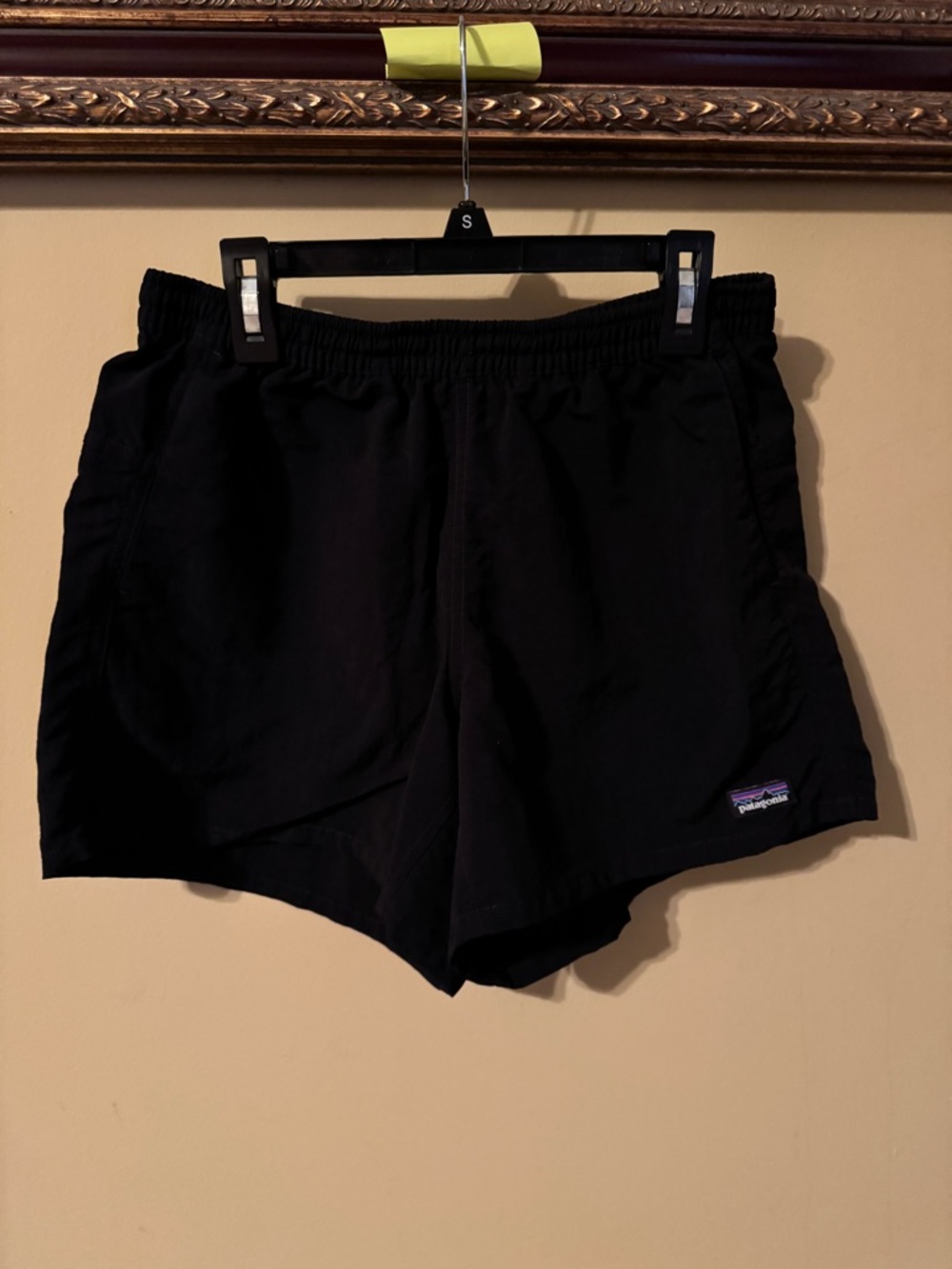 Pantagonia Women’s Black Baggies 5 Inch Shorts Size Small